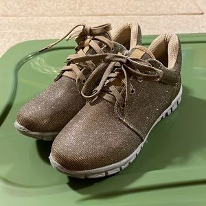 Nature Breeze sparkly gold sneakers